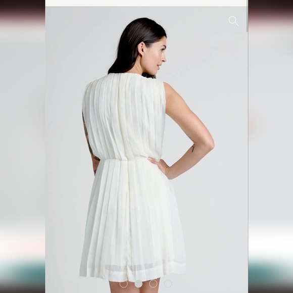 NWT Modcloth M The Pleat-est Dress Solid Green Green Fit and Flare Bow Pleated - Picture 8 of 16